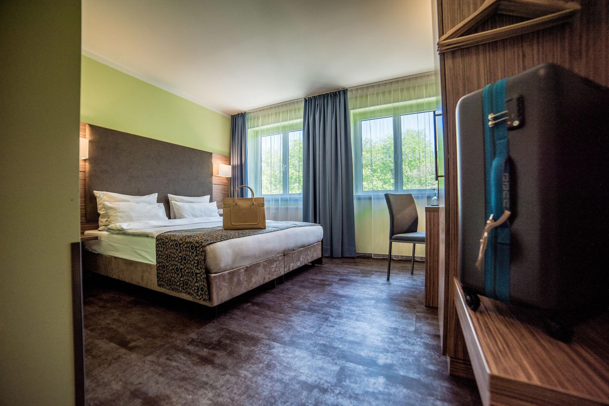 Hotel Central Regensburg Citycentre, Sure Hotel Collection By Best Western ภายนอก รูปภาพ