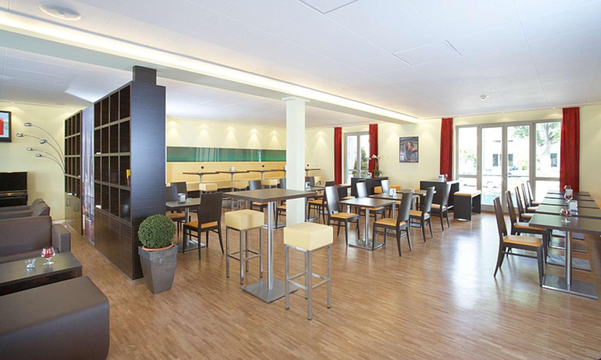 Hotel Central Regensburg Citycentre, Sure Hotel Collection By Best Western ภายนอก รูปภาพ