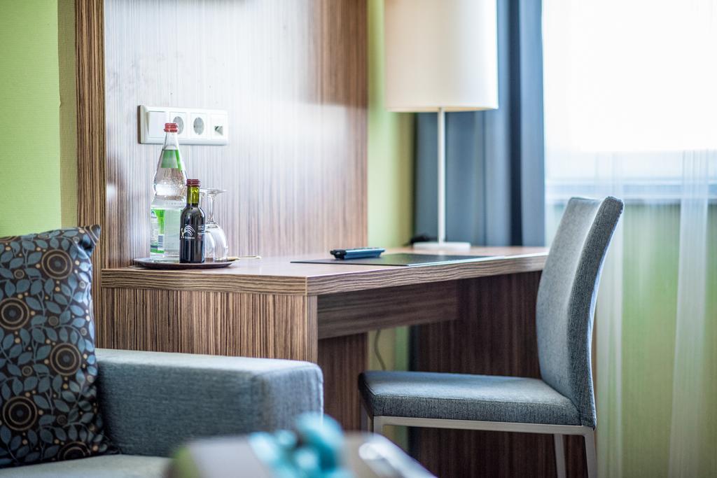 Hotel Central Regensburg Citycentre, Sure Hotel Collection By Best Western ภายนอก รูปภาพ