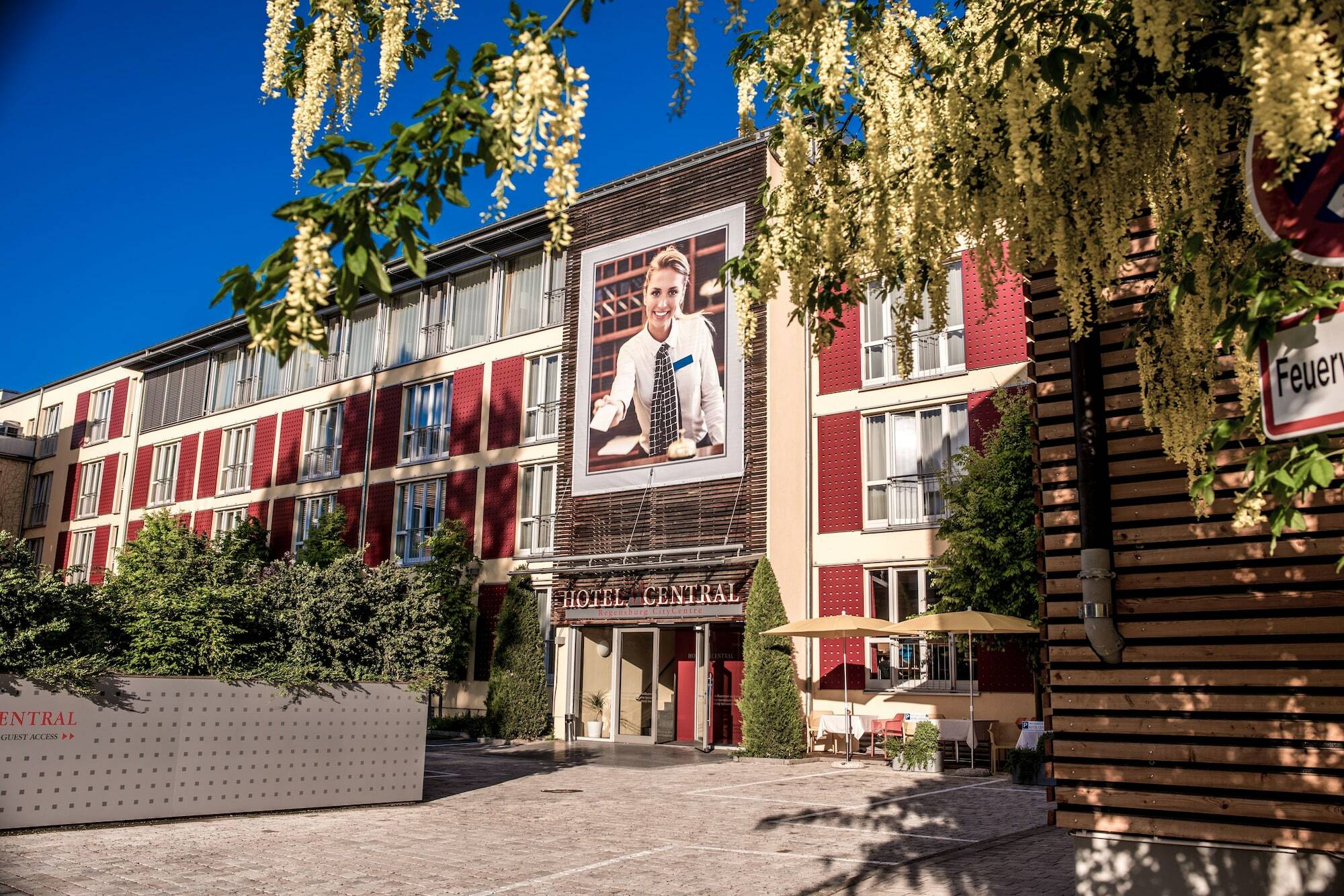 Hotel Central Regensburg Citycentre, Sure Hotel Collection By Best Western ภายนอก รูปภาพ